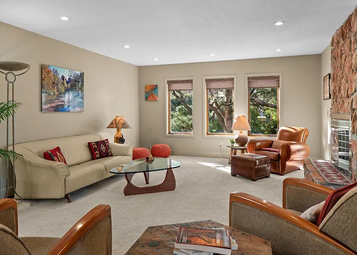 Enchanted Desert Oasis - 5 Bd 3.5 Ba Sleeps10 * Oak Creek