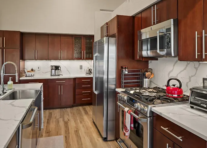 Enchanted Desert Oasis - 5 Bd 3.5 Ba Sleeps10 Oak Creek