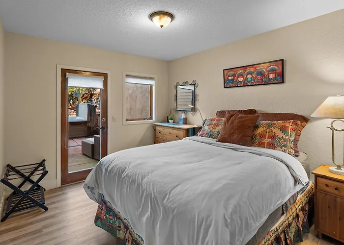 Enchanted Desert Oasis - 5 Bd 3.5 Ba Sleeps10 Holiday home *