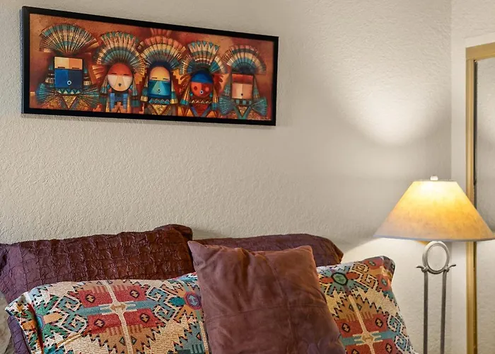 Enchanted Desert Oasis - 5 Bd 3.5 Ba Sleeps10 *