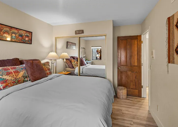 Enchanted Desert Oasis - 5 Bd 3.5 Ba Sleeps10 Holiday home *