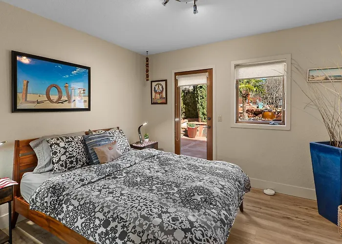 Holiday home Enchanted Desert Oasis - 5 Bd 3.5 Ba Sleeps10 *