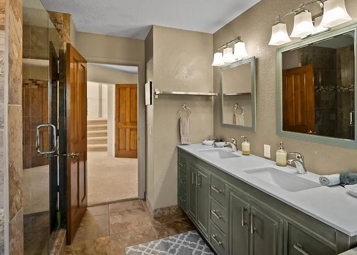 Holiday home Enchanted Desert Oasis - 5 Bd 3.5 Ba Sleeps10 Oak Creek