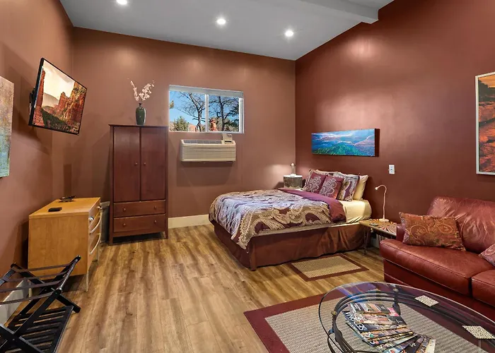 Enchanted Desert Oasis - 5 Bd 3.5 Ba Sleeps10 Holiday home *