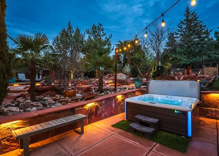 Enchanted Desert Oasis - 5 Bd 3.5 Ba Sleeps10 *